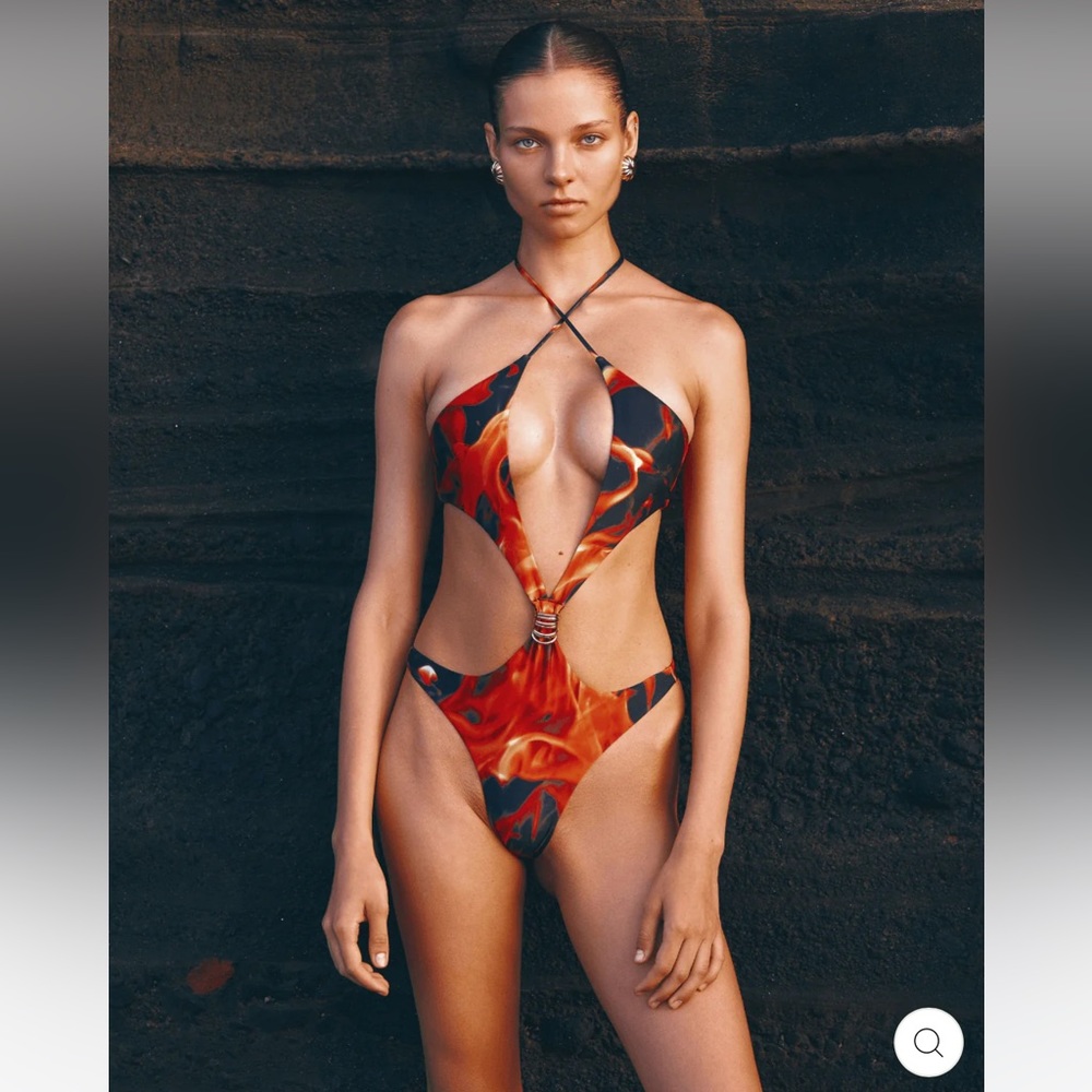 ALT SWIM ZELDA ONE PIECE - FIAMMA
